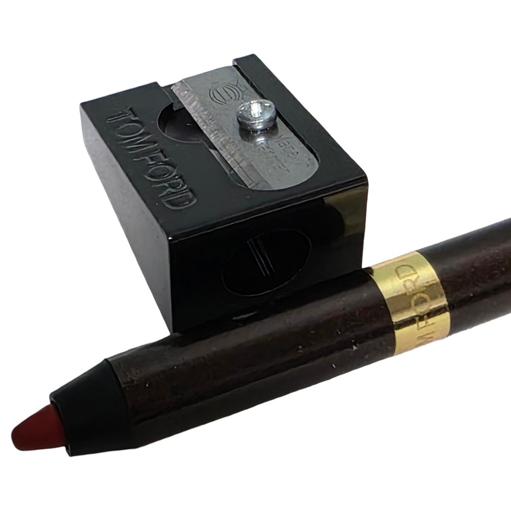 Tom Ford Lip Pencil 108 Headline Red Berry 0.04oz New in Box with Sharpener‎ - Picture 5 of 12